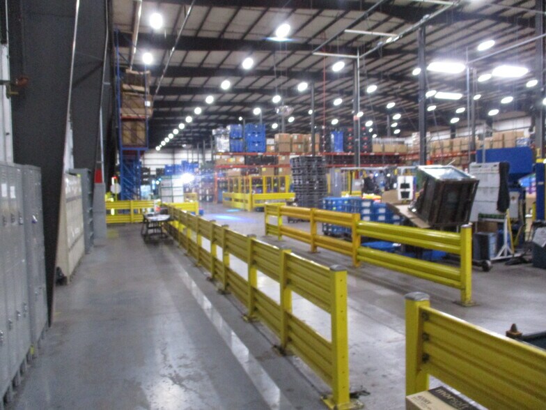 More Photos Of 1111 Wallen Ave SW, Grand Rapids Warehouse For Sale