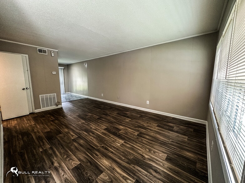 More Photos Of 1514 Northwest Dr NW, Atlanta Apartments For Sale