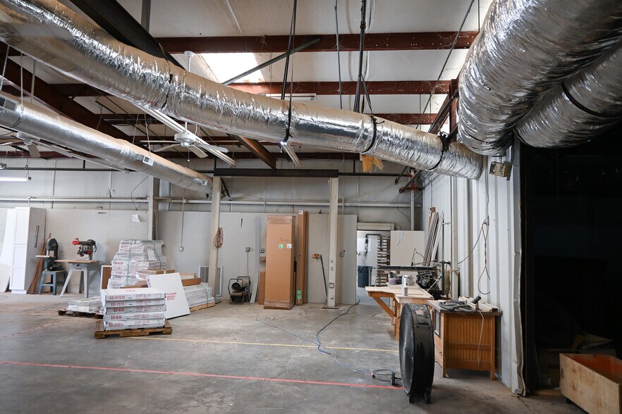 More Photos Of 7220 Governors West NW, Huntsville Industrial For Sale