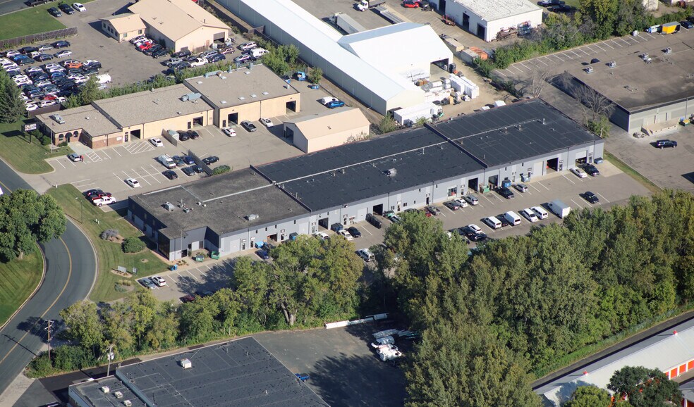 More Photos Of 1971 Seneca Rd, Eagan Light Manufacturing For Lease