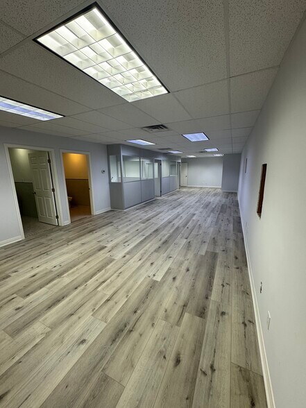 More Photos Of 1400 W 240th St, Harbor City Office For Lease