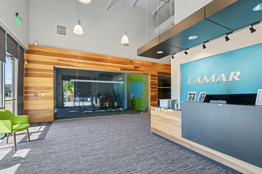 More Photos Of 241 Collins Industrial Blvd, Athens Light Distribution For Sale