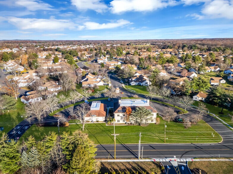 More Photos Of 1 Dag Hammarskjold Blvd, Howell Medical For Lease