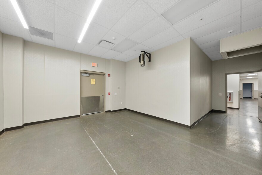 More Photos Of 110 Enterprise Dr, Rocky Mount Medical For Sale