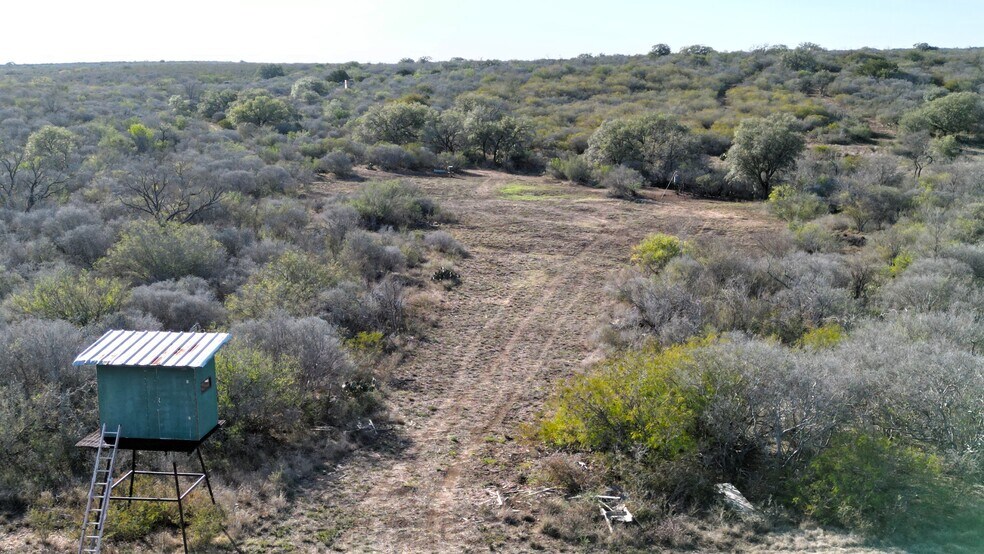 More Photos Of 00 County Road 7563, Devine Land For Sale