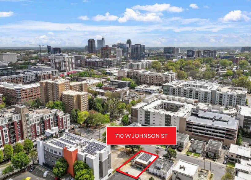 More Photos Of 710 W Johnson St, Raleigh Bar For Sale