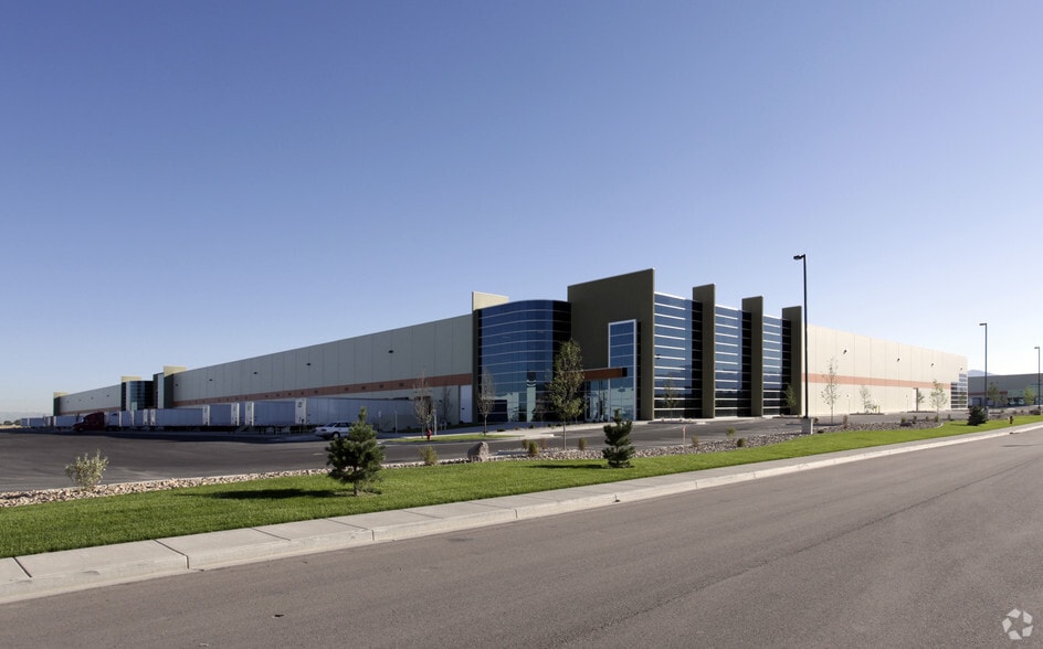 More Photos Of 5282 W 1525 S, Salt Lake City Distribution For Lease