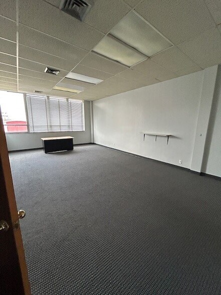 More Photos Of 1500 E Little Creek Rd, Norfolk Loft Creative Space For Lease