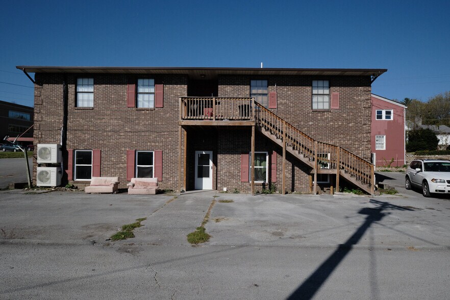 More Photos Of , Tazewell Multifamily For Sale