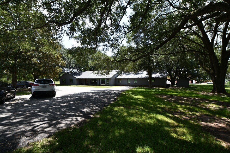 More Photos Of 34507 FM 1093, Simonton Land For Lease