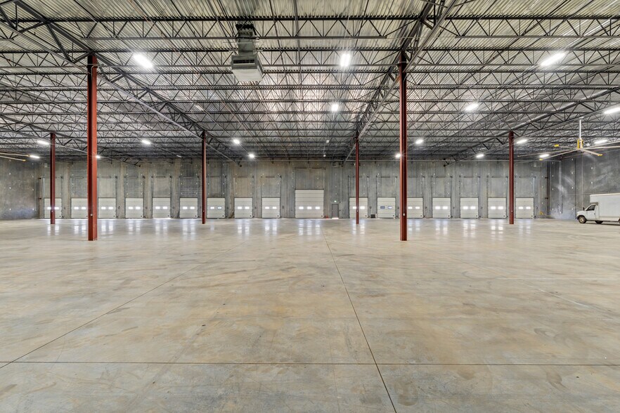 More Photos Of 9540 Rodney St, Pineville Industrial For Sale
