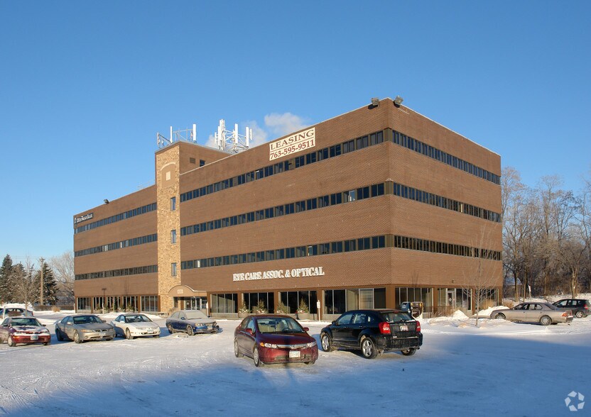 More Photos Of 4001 Stinson Blvd NE, Saint Anthony Medical For Sale