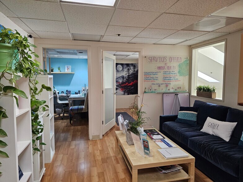 More Photos Of 4450 Capitola Rd, Capitola Office For Lease