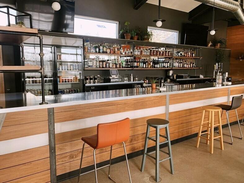 More Photos Of 20390 N M 52, Chelsea Restaurant For Lease