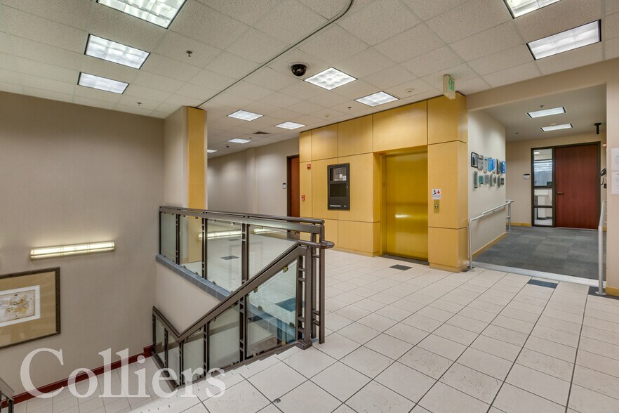 More Photos Of 1450-1500 S Eagle Flight Way, Boise Office For Lease
