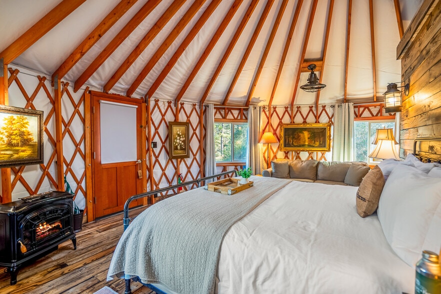 More Photos Of 3603 FM 1725 Rd, Willis Lodge Meeting Hall For Sale