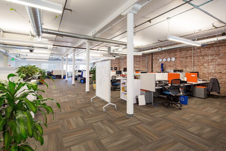 More Photos Of 2168-2180 Shattuck Ave, Berkeley Office For Lease