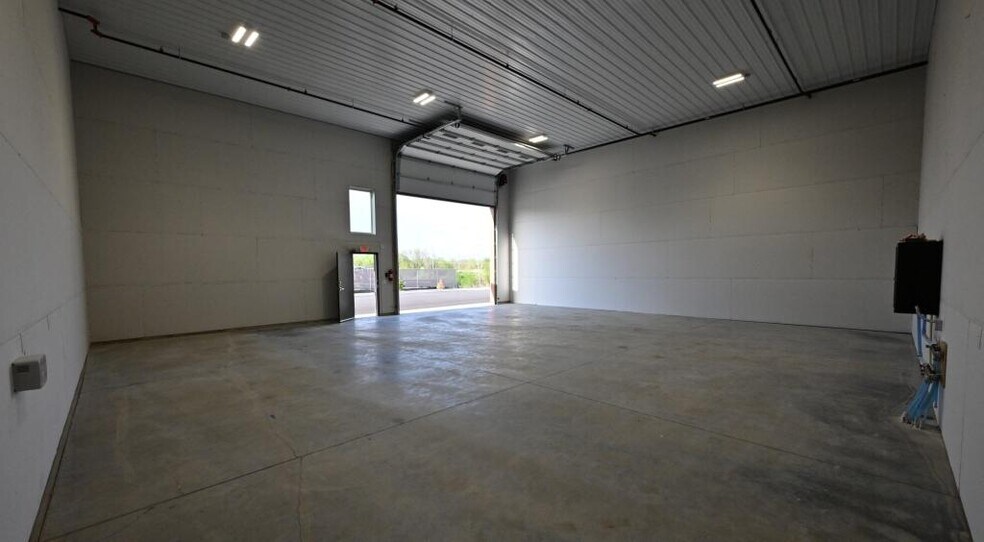 More Photos Of 940 McKinley Pky, Delano Light Manufacturing For Sale