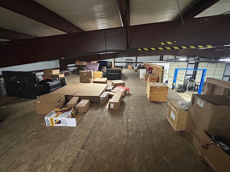 More Photos Of 13002 Indiana 60, Memphis Warehouse For Sale