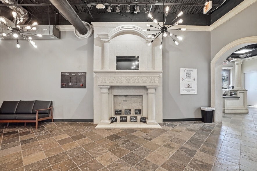 More Photos Of 130 Southside Dr, Charlotte Freestanding For Sale