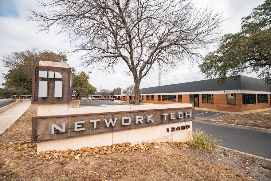 Primary Photo Of 12450 Network Blvd, San Antonio Unknown For Lease