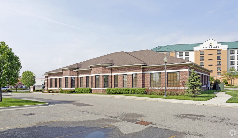 More Photos Of 45399 Utica Park Blvd, Utica Office For Sale