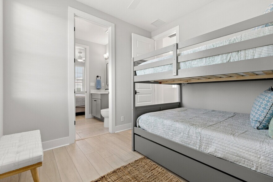 More Photos Of 4318 Marina View Way, Cortez Specialty For Sale