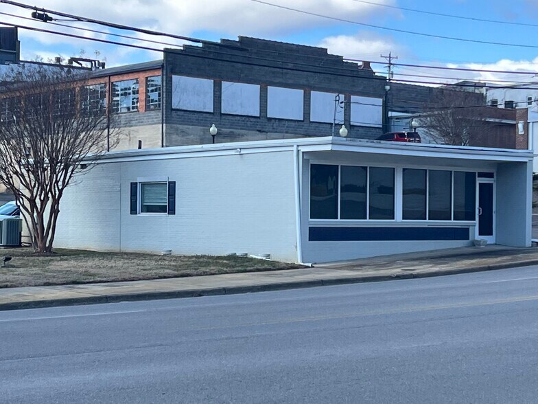 Primary Photo Of 165 N Renfro St, Mount Airy Office For Sale