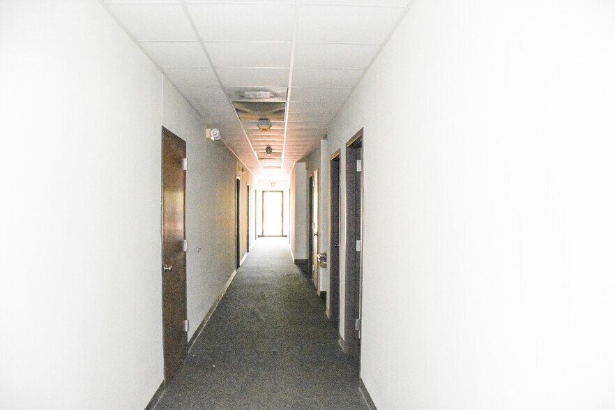 More Photos Of 31 Quail Run, Edgefield Office For Sale