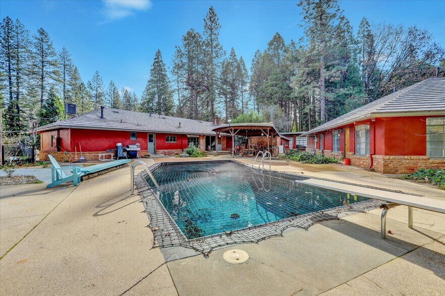 More Photos Of 14724 N Bloomfield Rd, Nevada City Flex For Sale