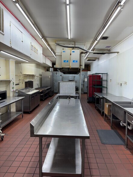 More Photos Of 1740 Highmarket St, Georgetown Restaurant For Sale