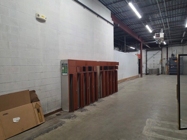 More Photos Of 736 W Main St, Greensburg Supermarket For Sale