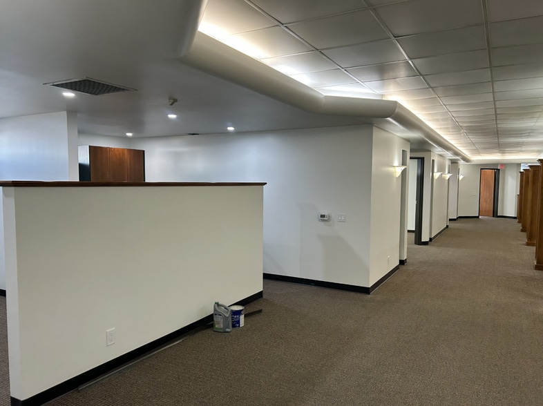 More Photos Of 20355 Hawthorne Blvd, Torrance Office For Lease