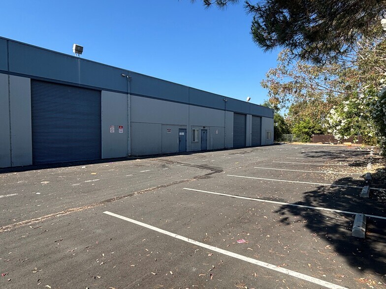 More Photos Of 130 Mason Cir, Concord Warehouse For Lease