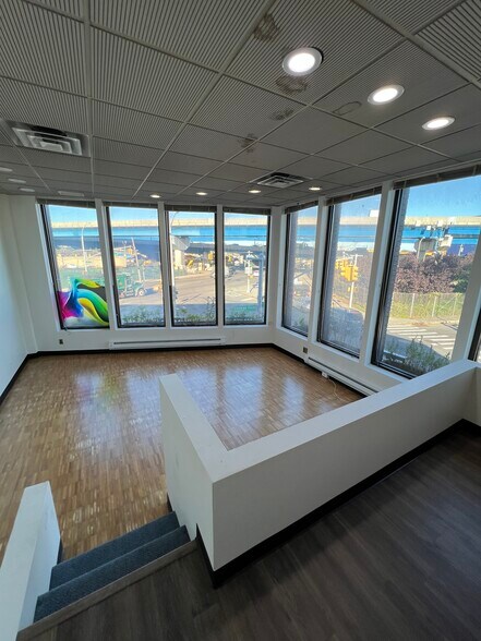 More Photos Of 32-01 College Point Blvd, Flushing Flex For Lease