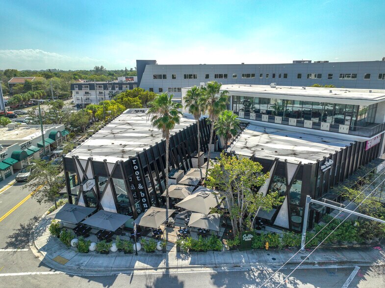 More Photos Of 5958 S Dixie Hwy, South Miami Restaurant For Lease
