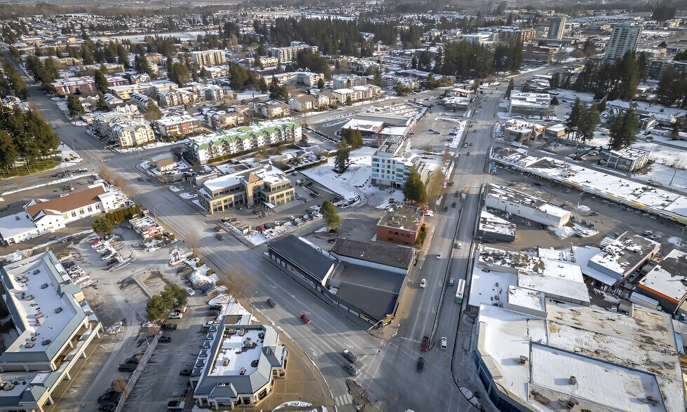 More Photos Of 32009 S Fraser Way, Abbotsford Storefront For Sale