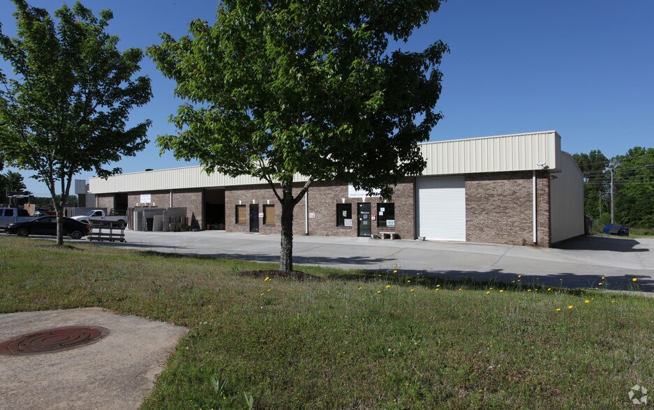 More Photos Of 1213 Nathan Blvd, Loganville Warehouse For Lease