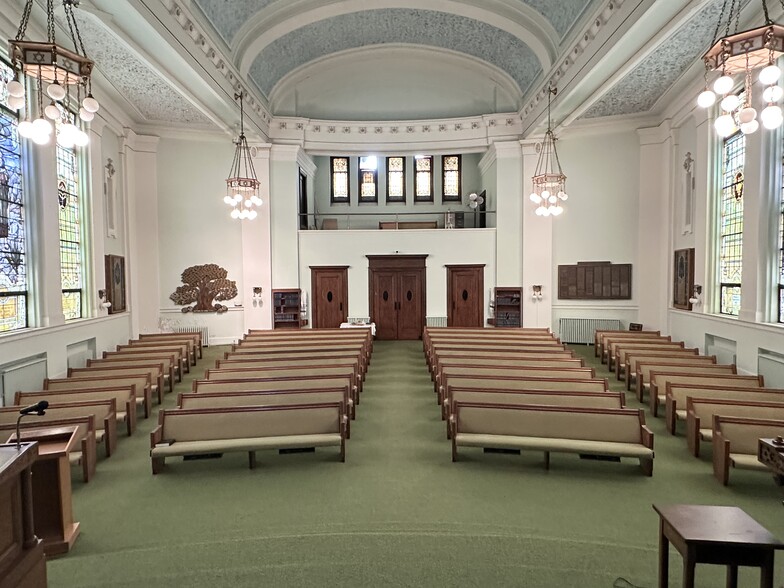 More Photos Of 540 S 6th St, Terre Haute Specialty For Sale