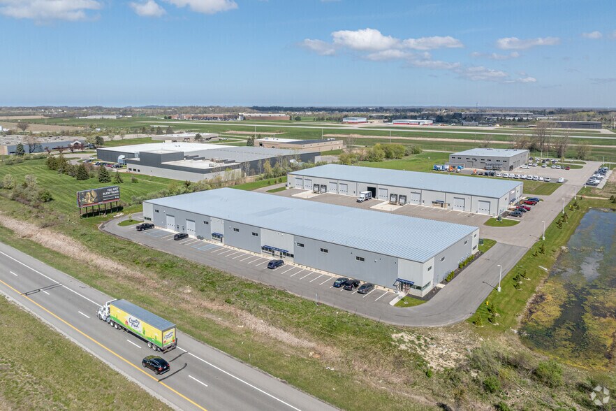 More Photos Of 72 W 64th St, Holland Manufacturing For Lease