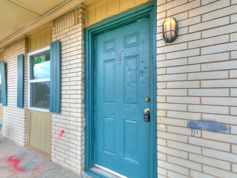 More Photos Of 1731 NW 32nd St, Oklahoma City Apartments For Sale