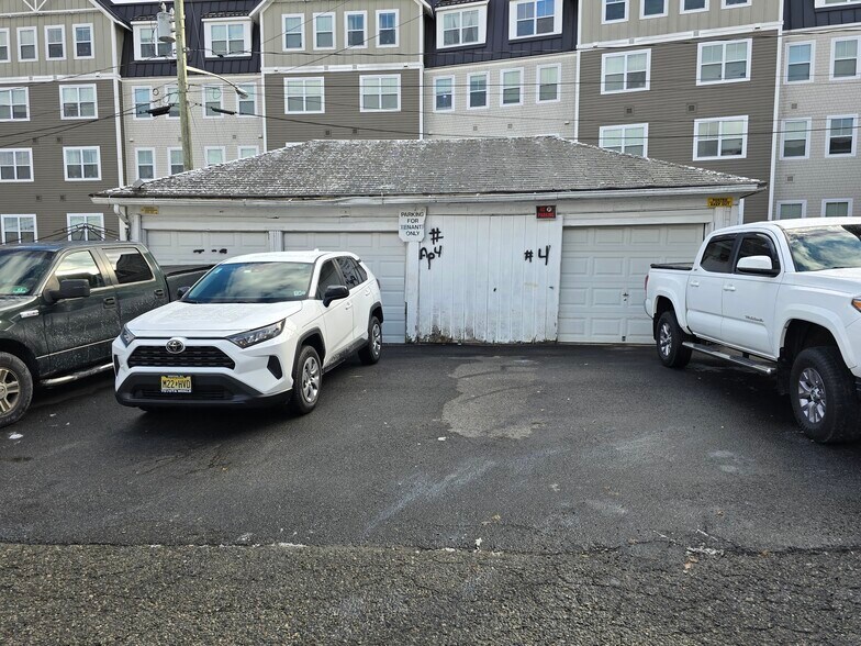 More Photos Of 221 Spring St, Newton Apartments For Sale