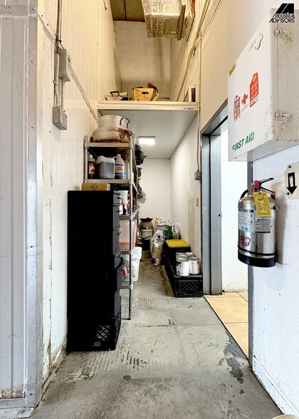 More Photos Of 4960 NW 165th St, Miami Warehouse For Sale