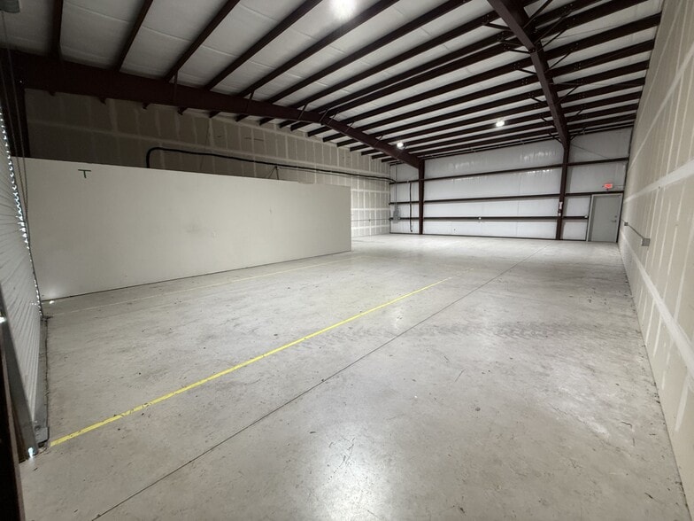 More Photos Of 299 Navarro Dr, Seguin Unknown For Lease
