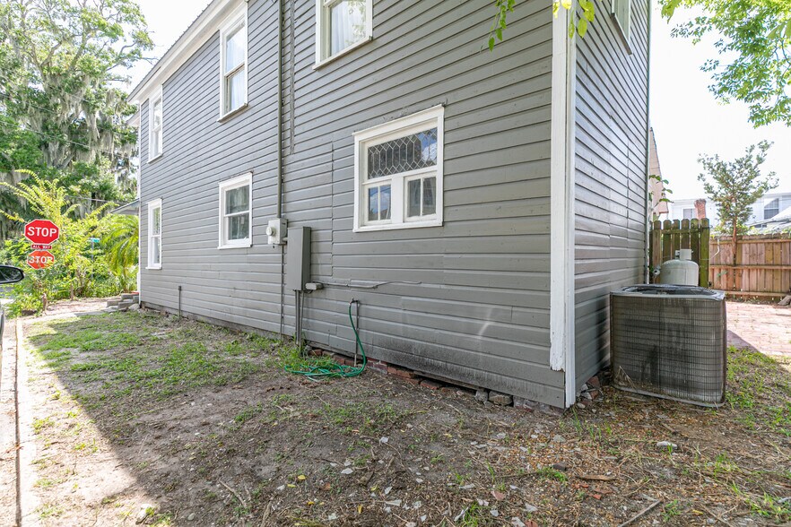 More Photos Of 40 Abbott St, Saint Augustine Flex For Sale