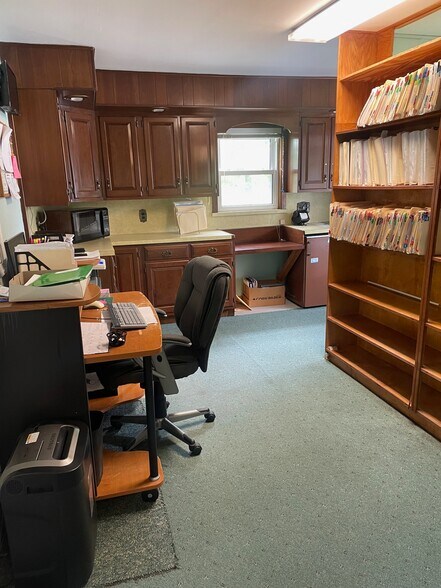 More Photos Of 244 N Broadway, Pennsville Medical For Lease