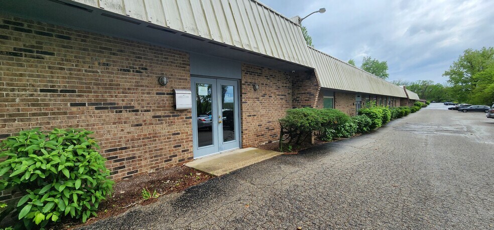More Photos Of 10680-10710 McSwain Dr, Cincinnati Flex For Sale