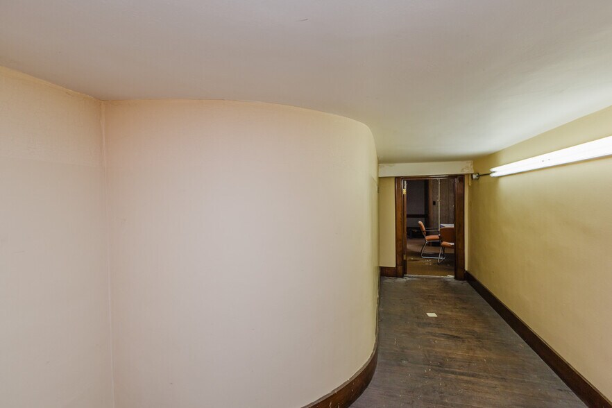 More Photos Of 920 Millington St, Winfield Storefront Retail Office For Sale