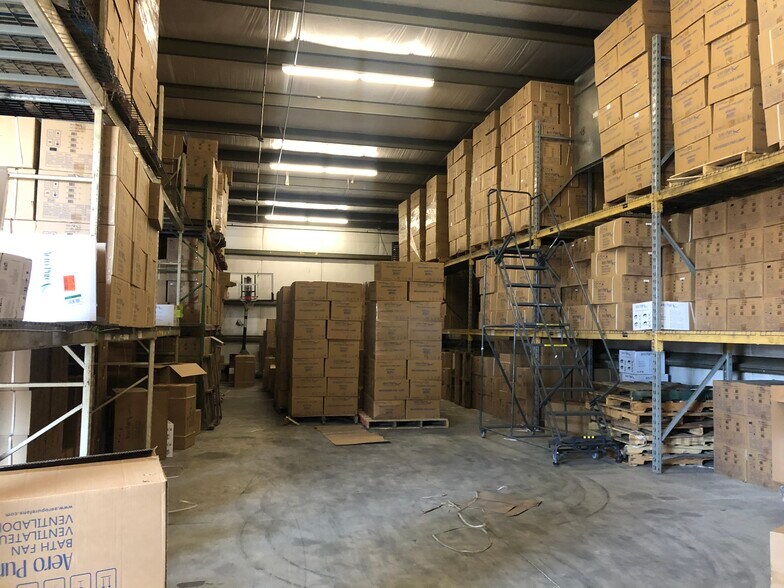 More Photos Of 1006 Bankton Cir, Hanahan Light Manufacturing For Lease