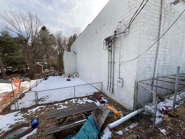 More Photos Of 102 N Abington Rd, Clarks Green Medical For Lease